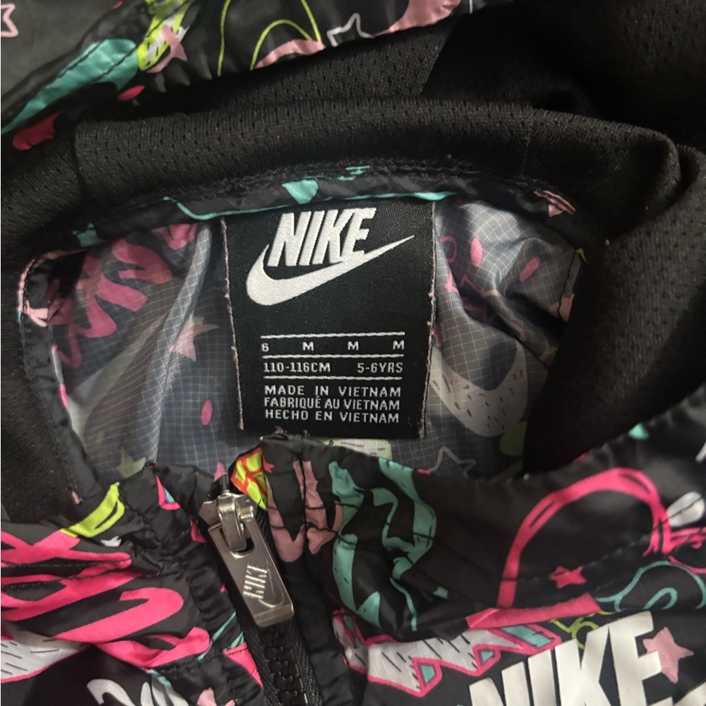Nike Kids' Multicolor Graphic Jacket & joggers